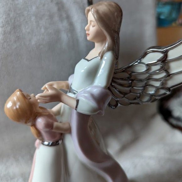 NEW - First Edition – My Granddaughter, My Joy - Musical Figurine - Picture 4 of 8